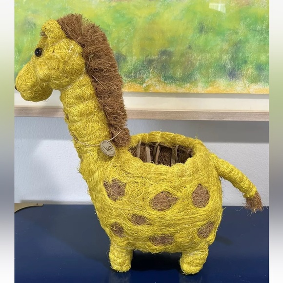 Giraffe Succulent Planter Philippines Handmade Wrapped Coconut Yellow Brown NEW